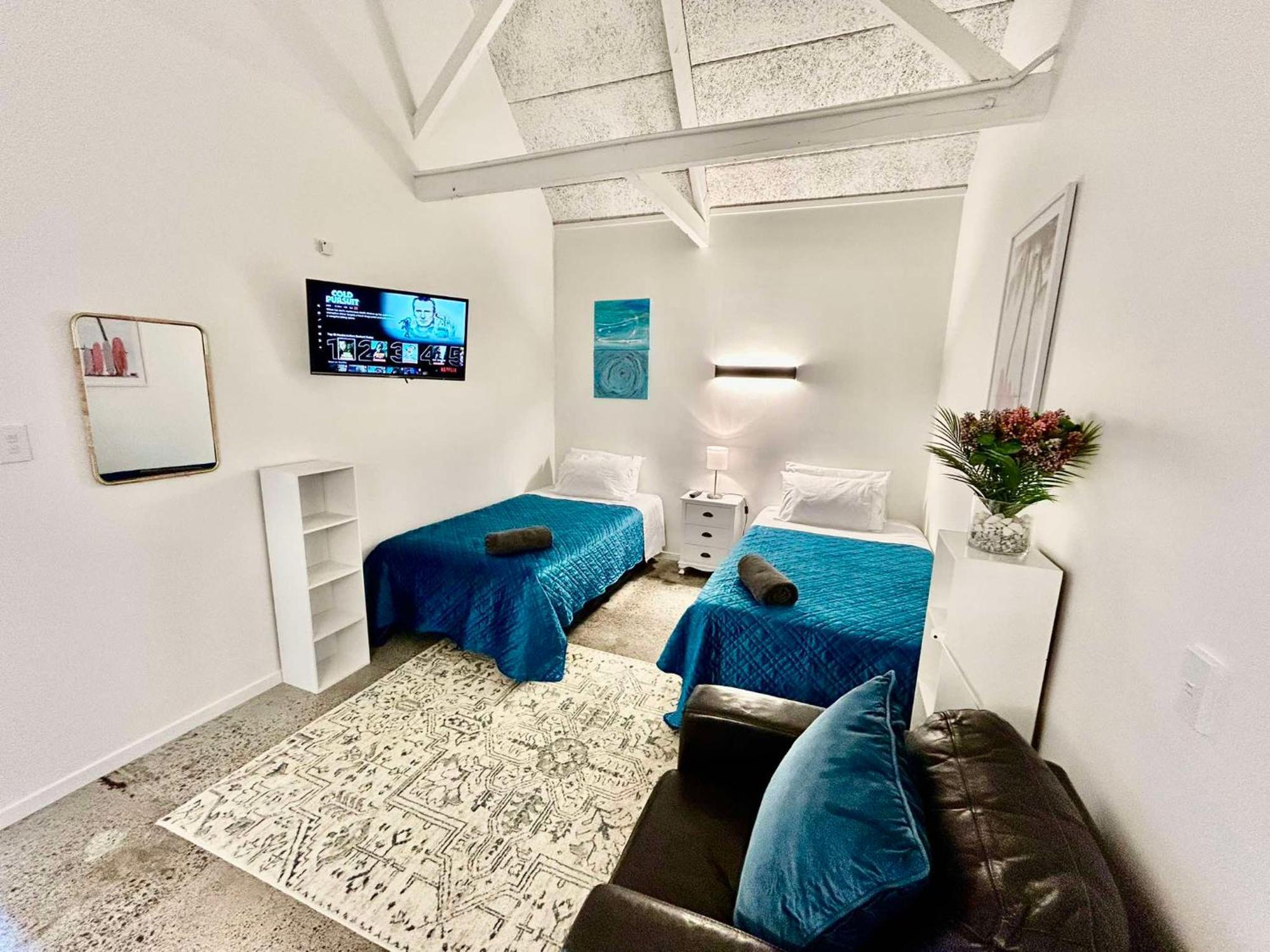 Hostel Tmacs