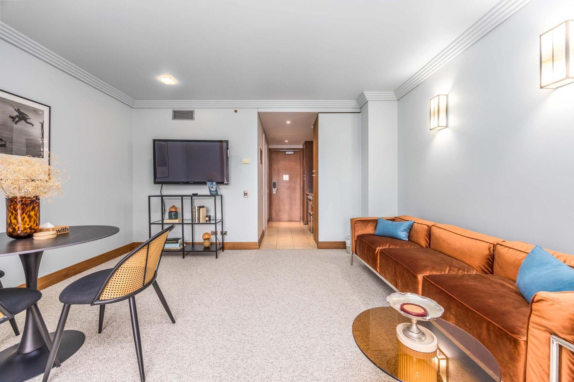Heart Of 1br Gem With Pool And Gym Access Apartamento *