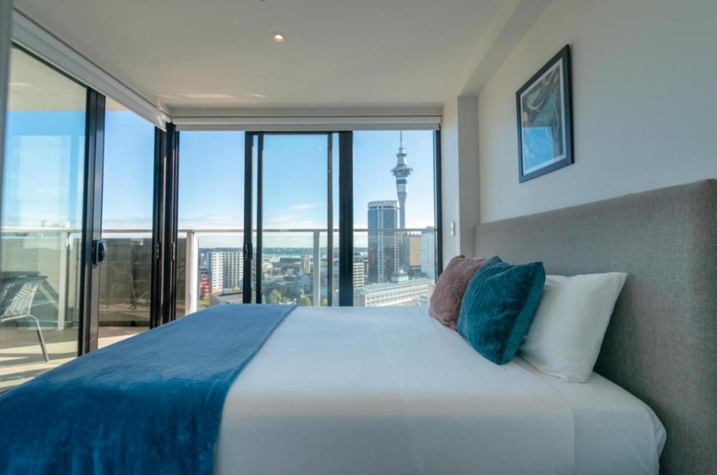 Apartment Amazing Skytower View 2 Bedroom 2 Bathroom *
