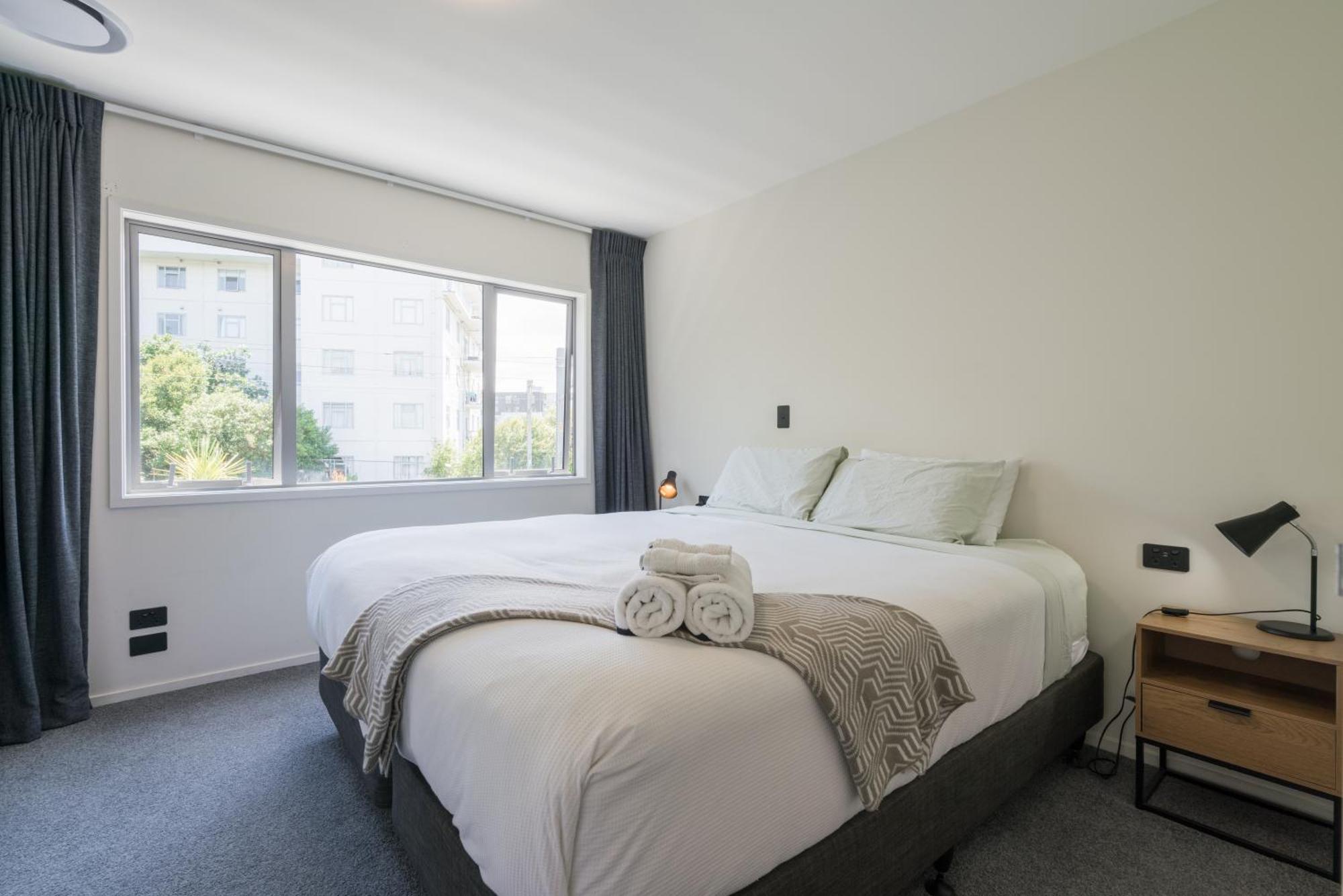 Spacious Near Cbd Pool Parking 3br Apartamento Auckland