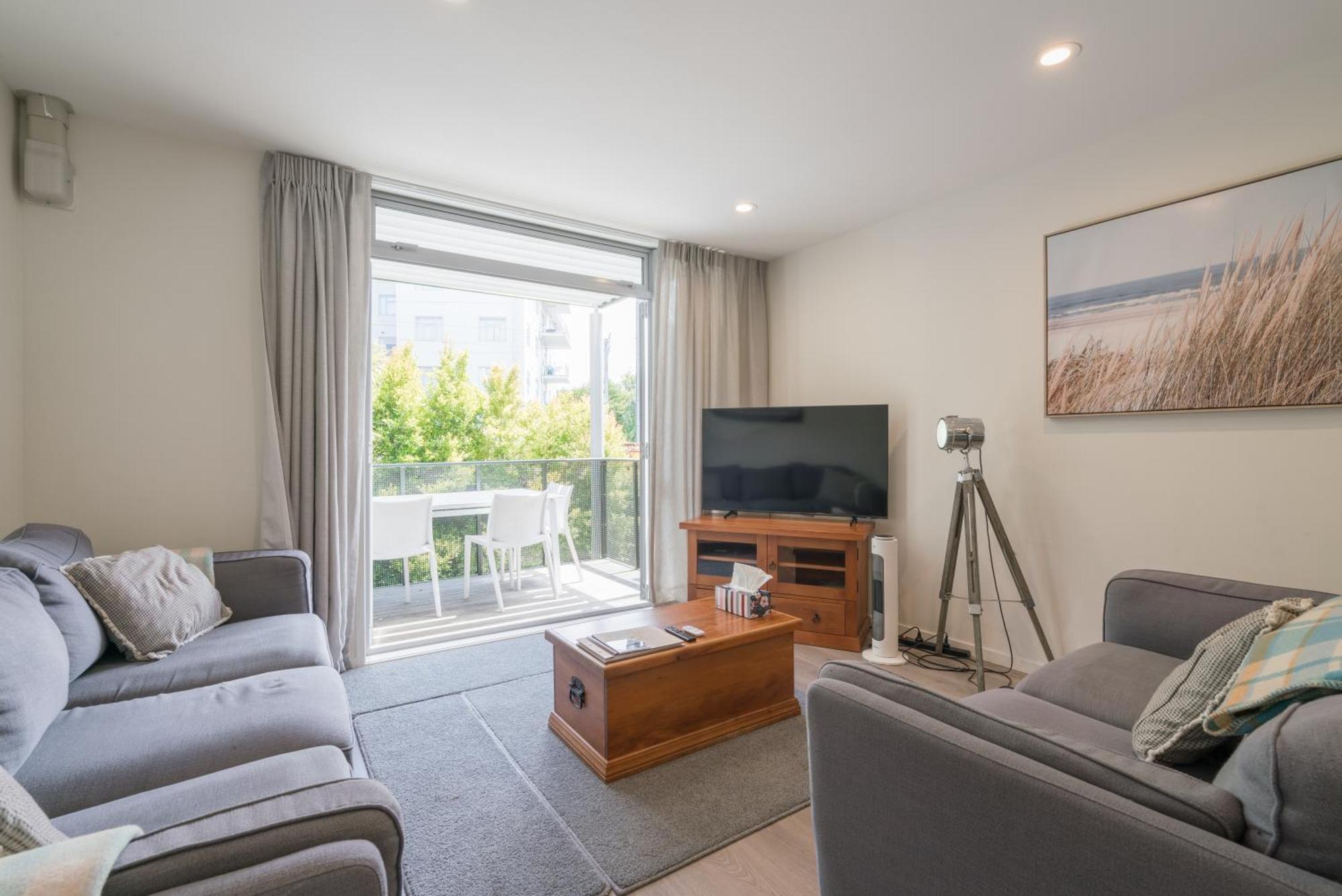 Spacious Near Cbd Pool Parking 3br Apartamento Auckland