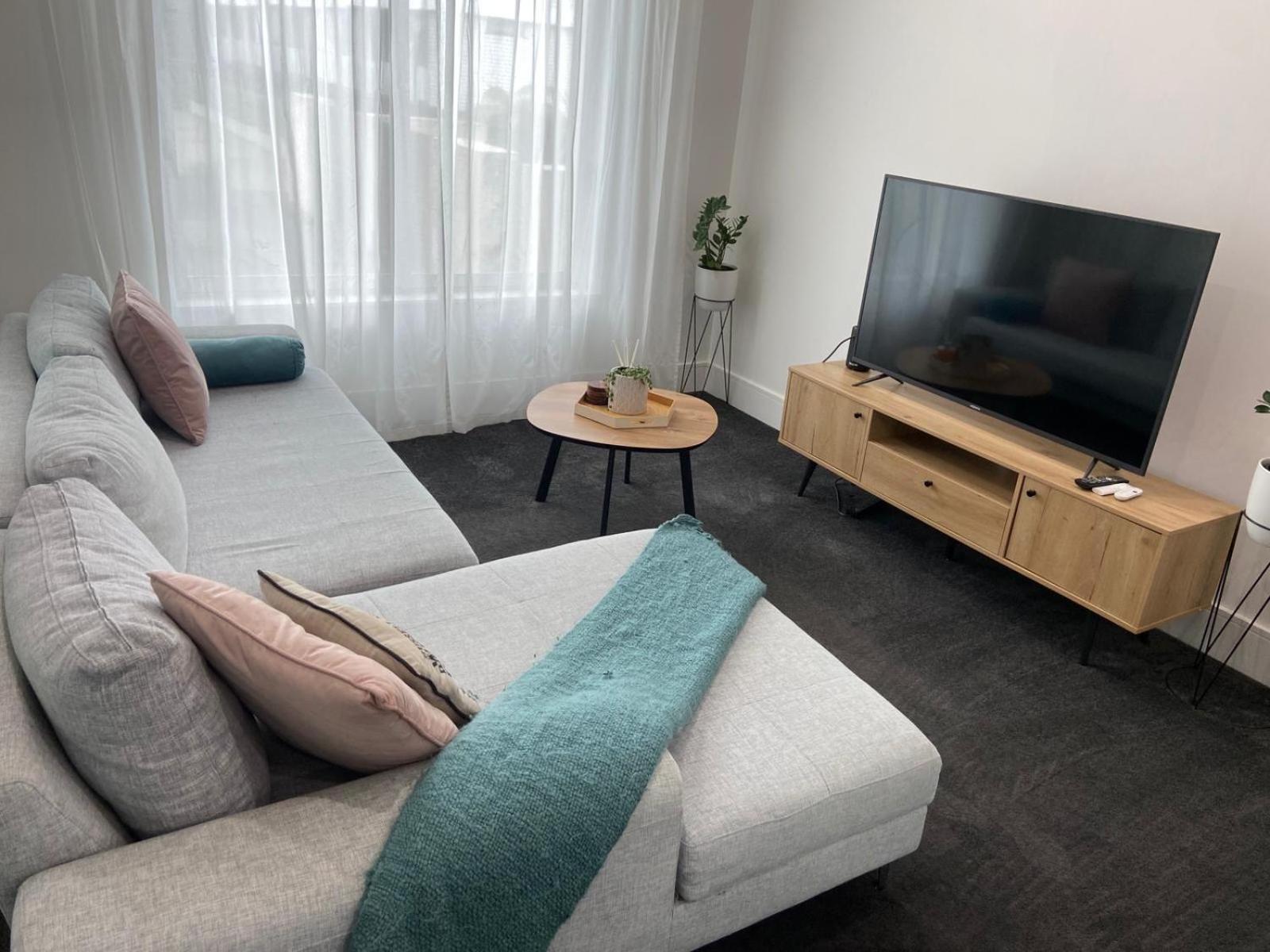 Apartment Lighter Quay