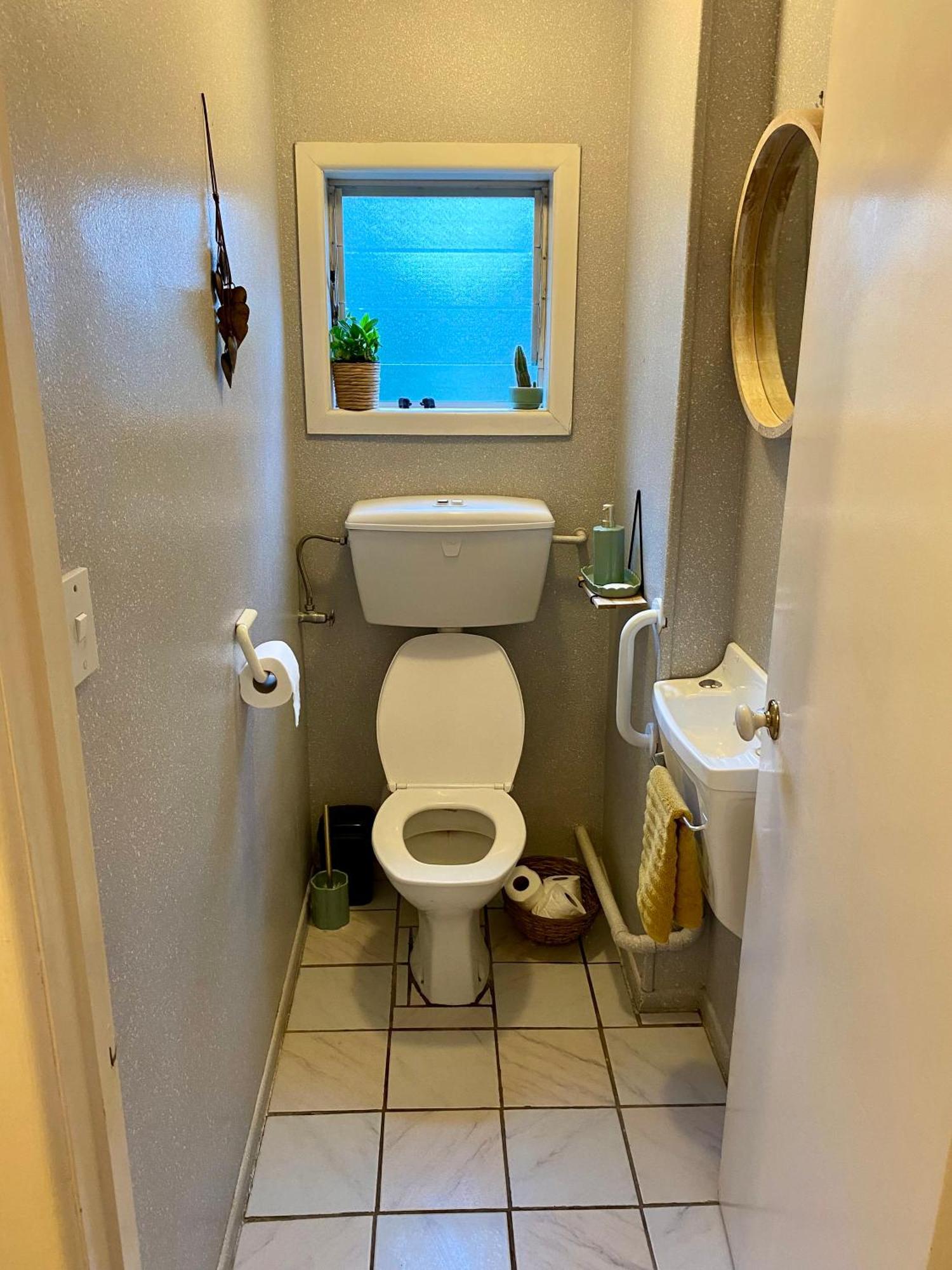 Mangere Bridge Gem Apartment *