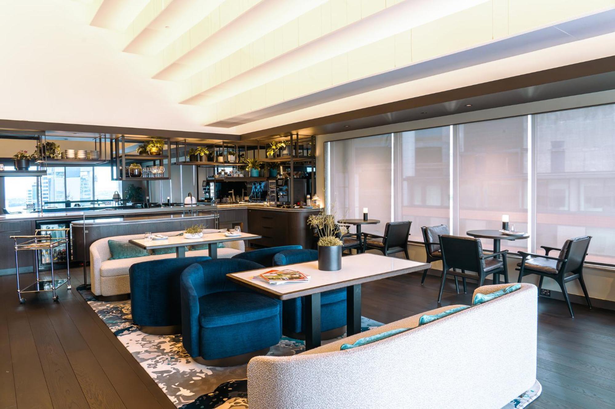 Crowne Plaza By Ihg 4*