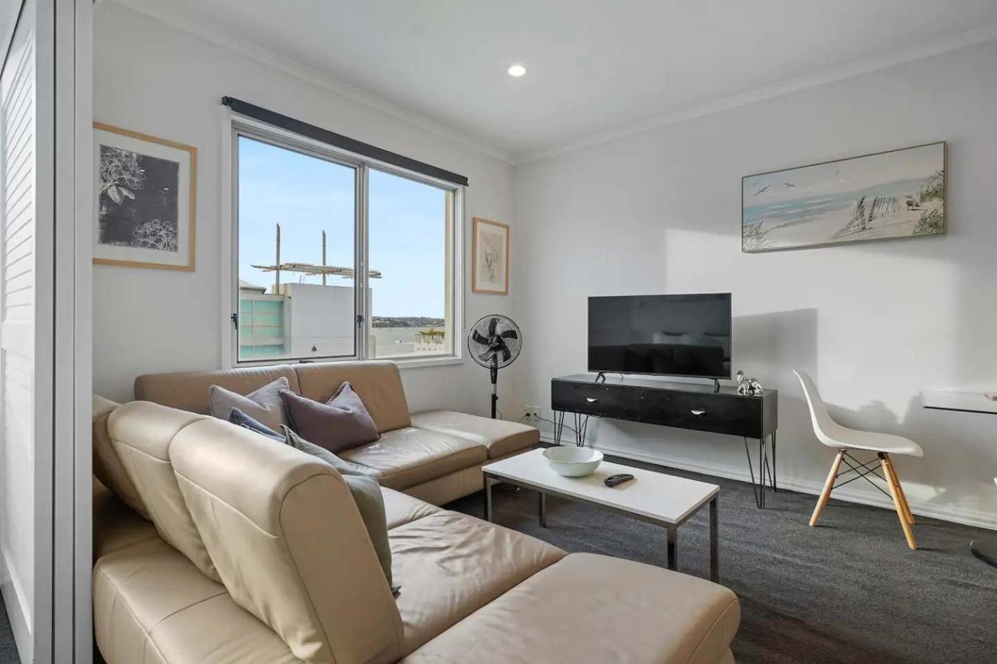 1br Near Viaduct And Queen St * Auckland
