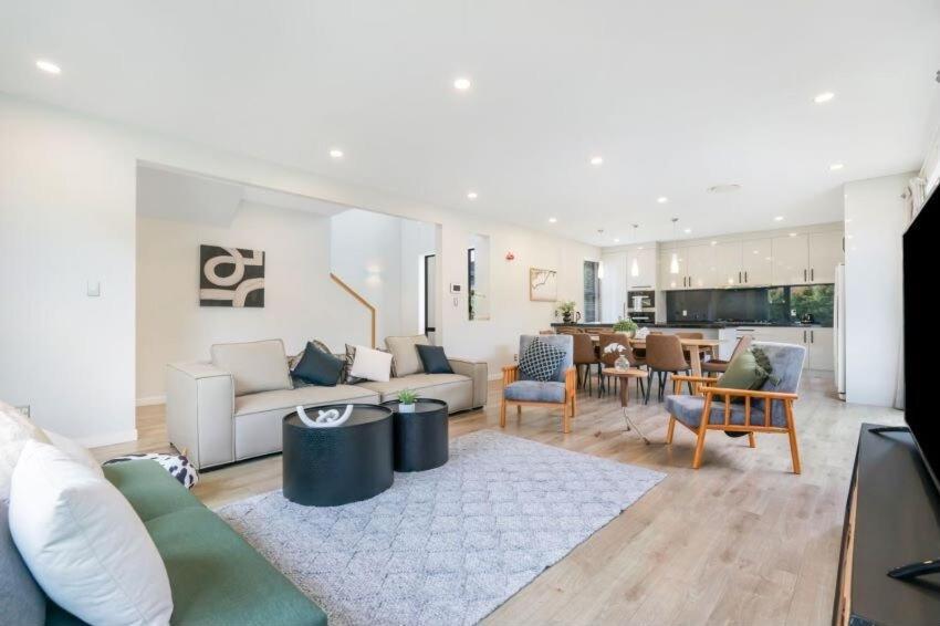 Villa Family Spacious Takapuna Parking Netflix *