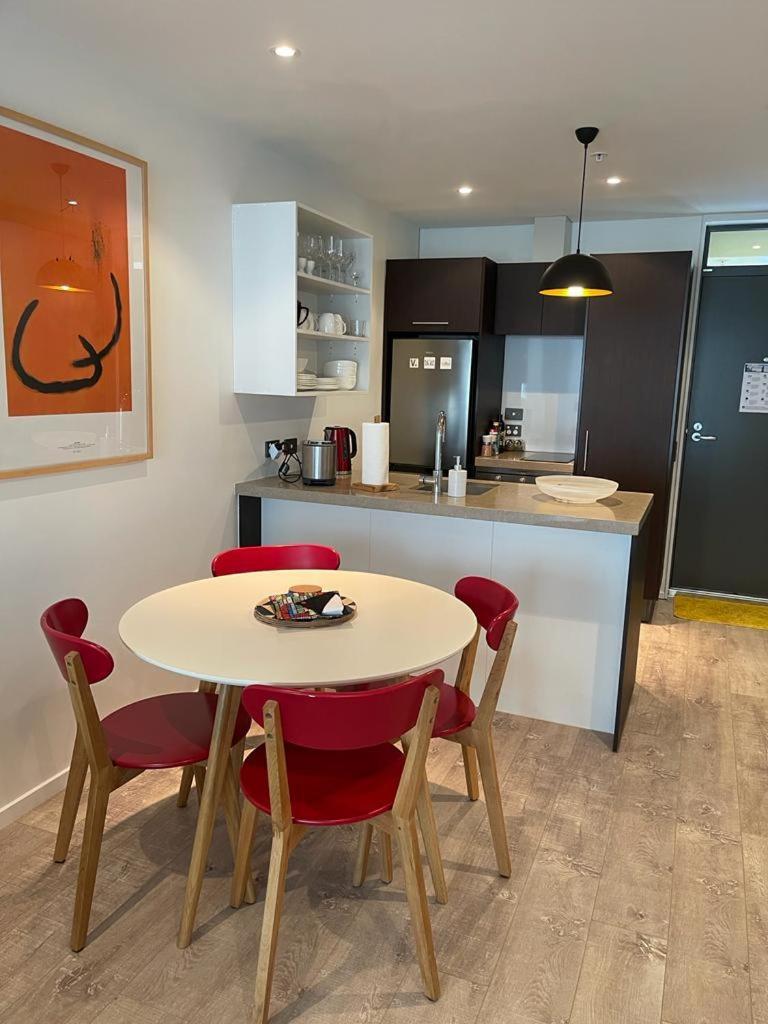 Oasis Apartment