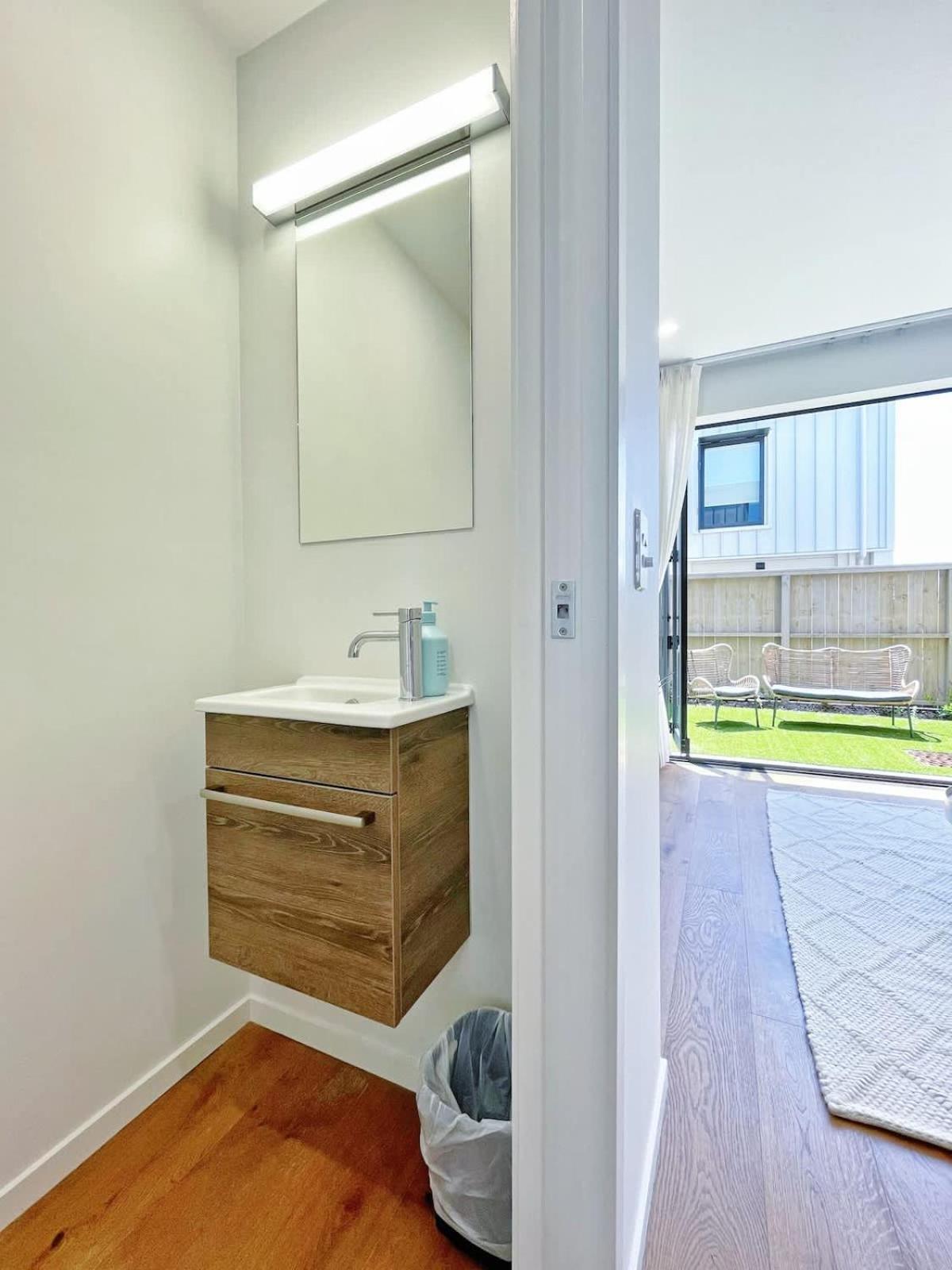 Oasis Hideaway - Aircon 2-br Vs Backyard Close To Ponsonby