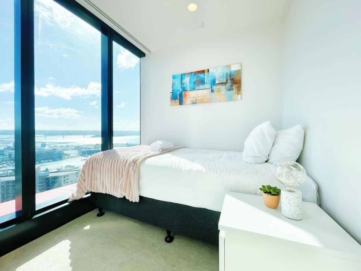 Amazing Harbour & Sea View 2bd & 2bth With Aircon Near Skytower & Britomart *
