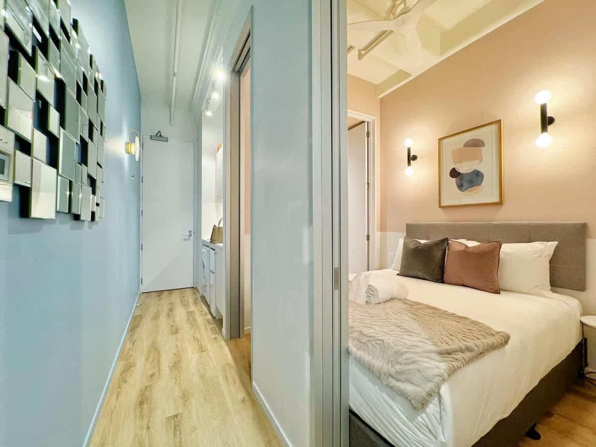 Modern Elegance - Cbd Luxury 1br On Queen St *