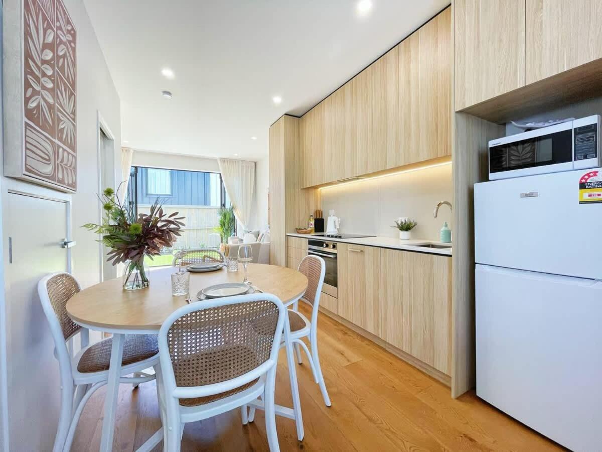 Holiday home Serenity 2br Townhouse Vs Ac Backyard & Parking
