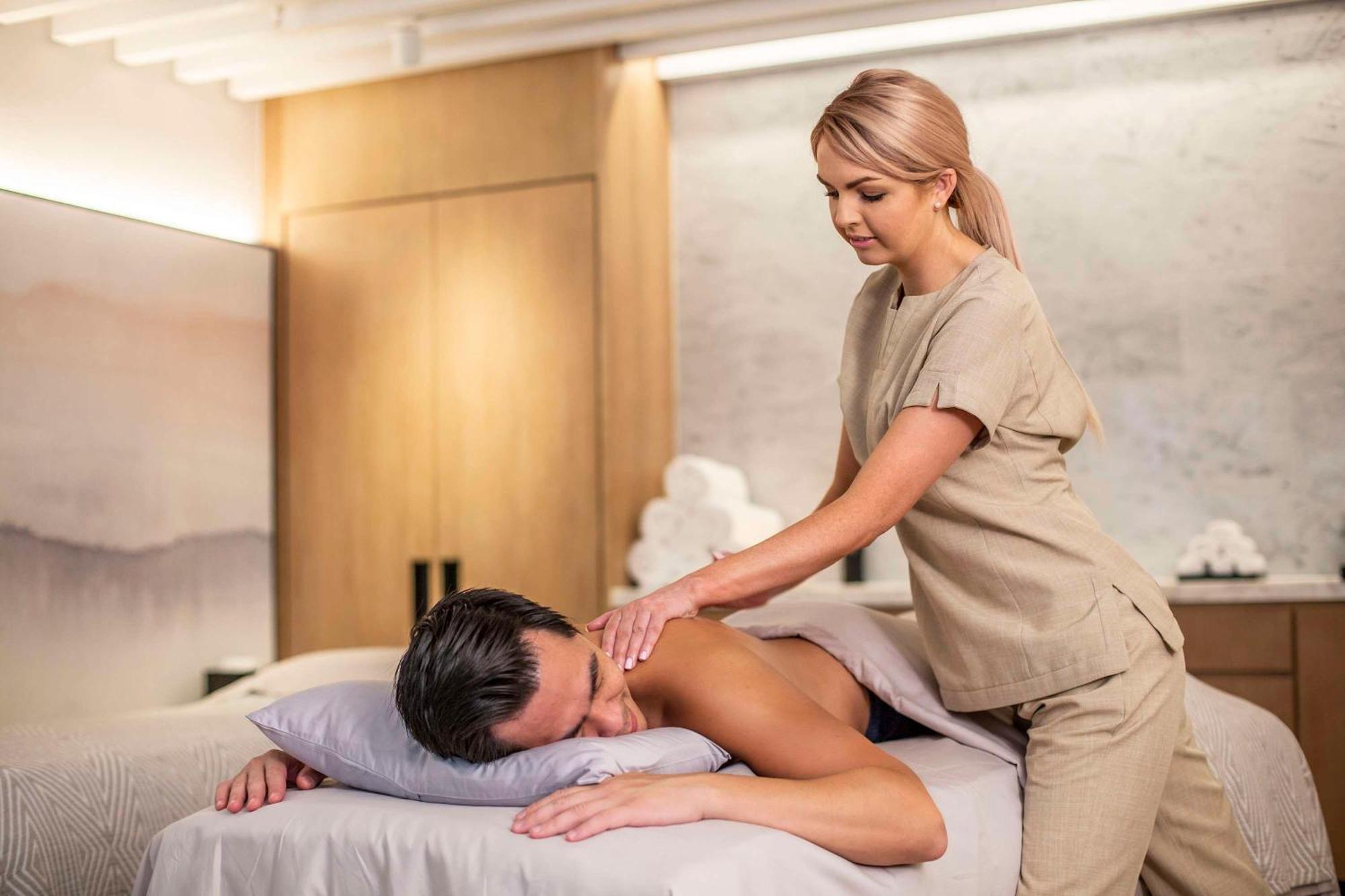 Park Hyatt Hotel 5*