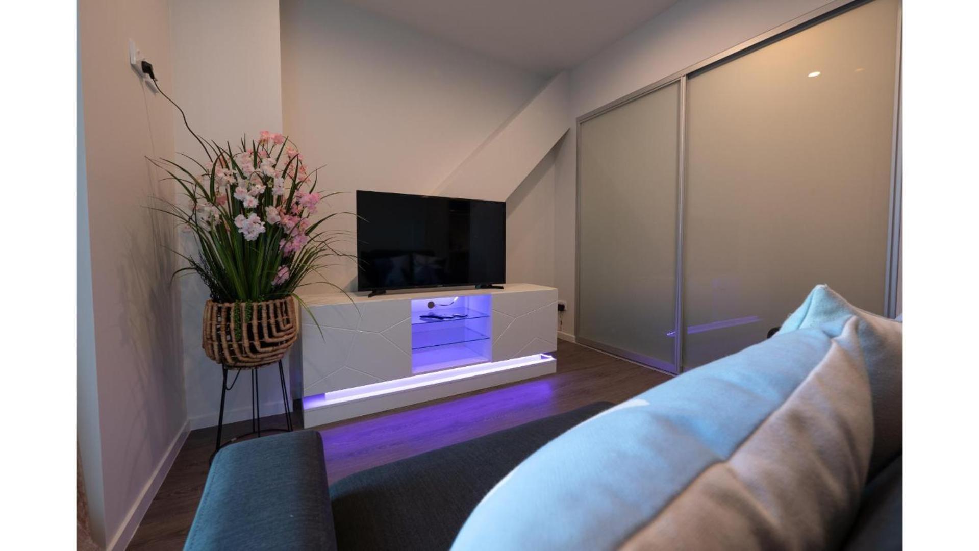 Class And Comfort Right The The Heart Of Parnell Apartment Auckland