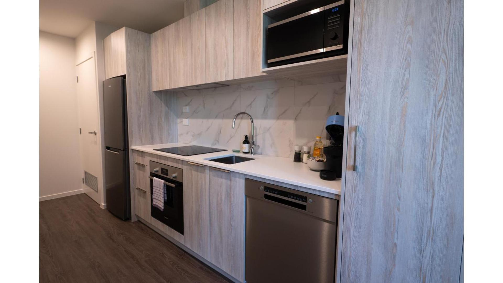 Class And Comfort Right The The Heart Of Parnell Apartment