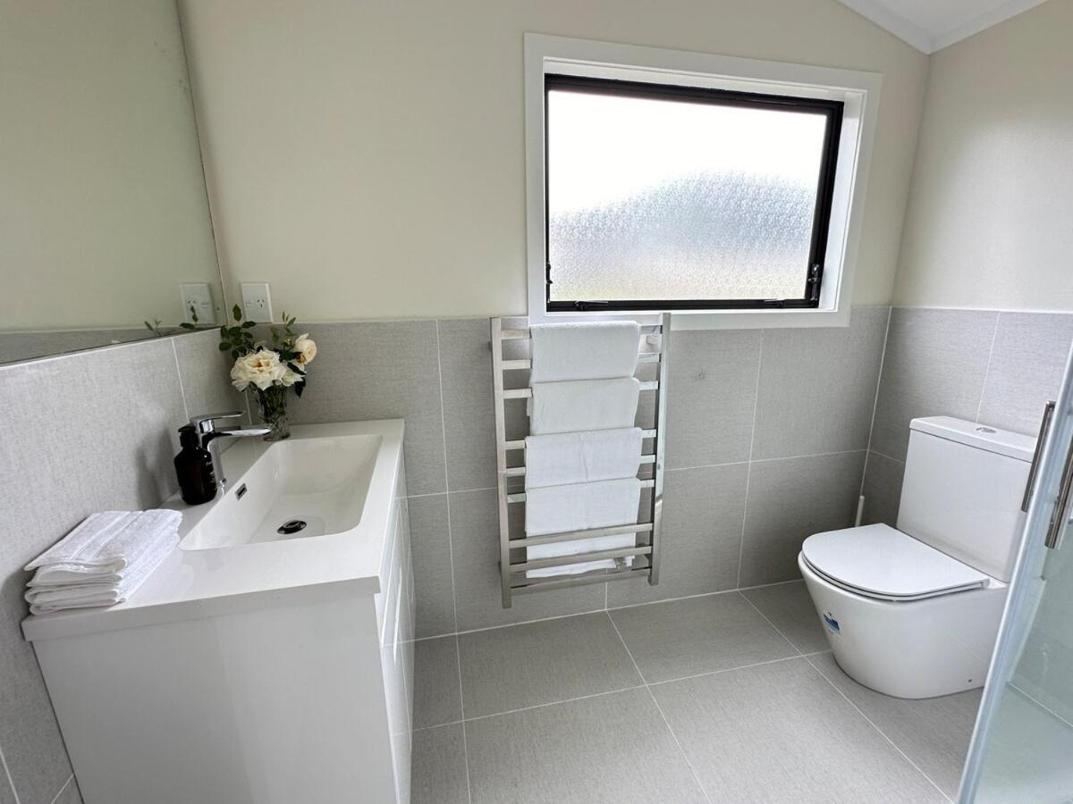 A Away From - Bucklands Luxury 3-bedroom Garden