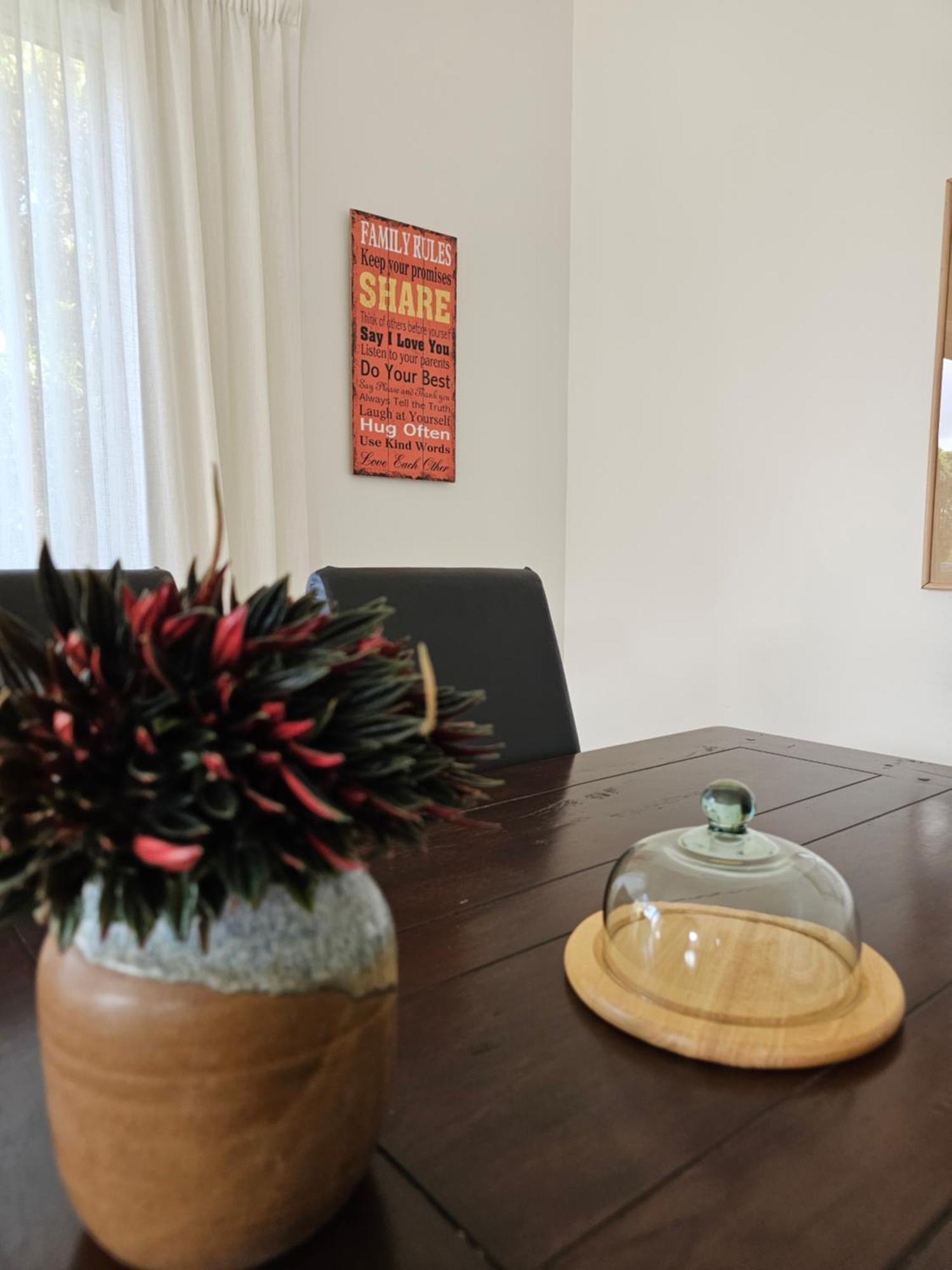 Lilypad Of Three Kings Guest Bed & Breakfast Auckland