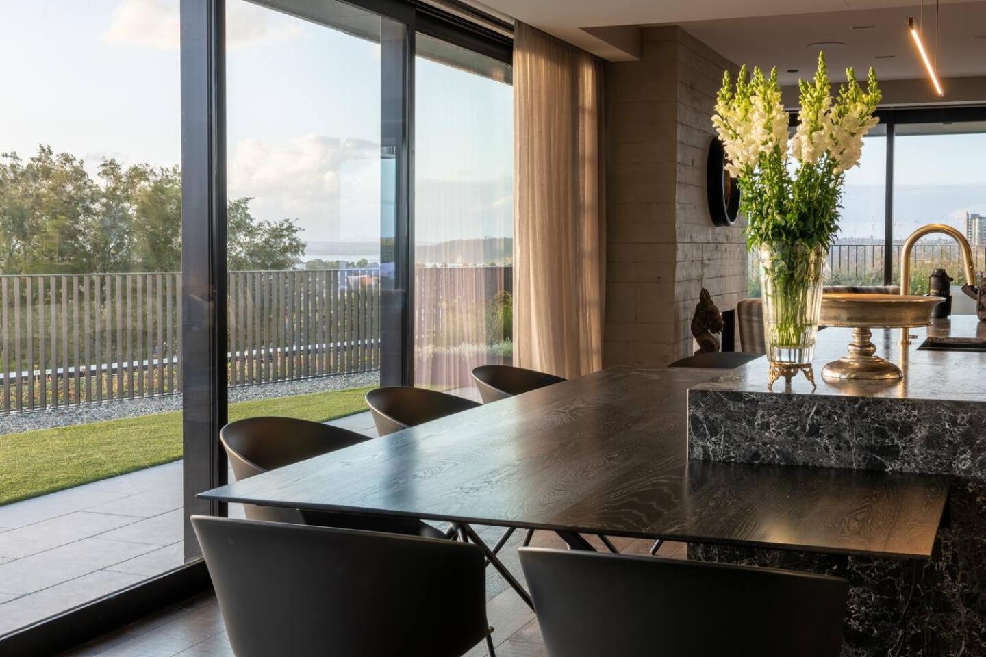 Ponsonby Penthouse *