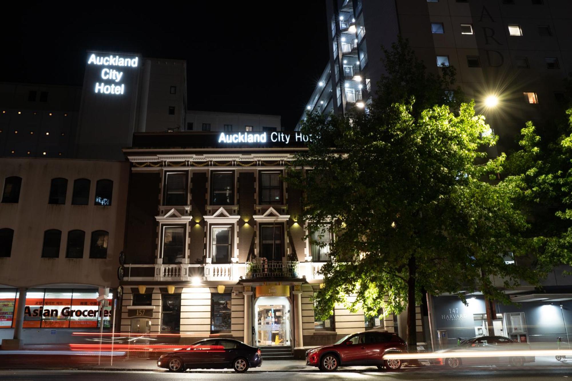 Boutique Capsule * Auckland