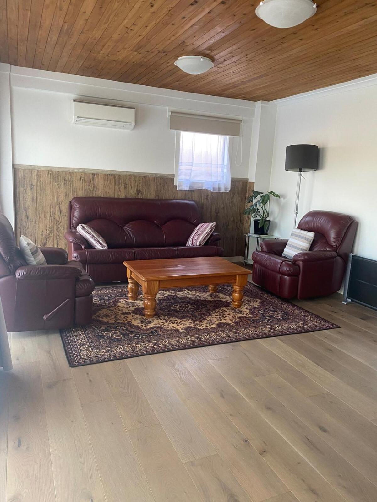 Guest In Half Moon Bay Apartment