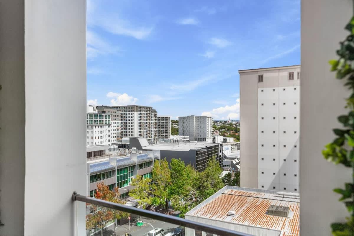 Apartment 2br With Balcony & Parking In Prime Spot *