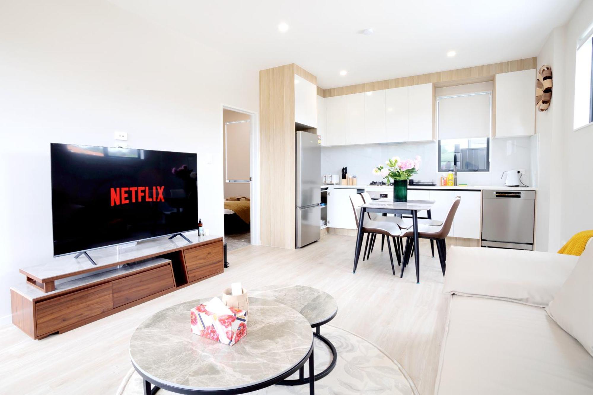 Villa 4 Bedrooms Retreat With Netflix With Prime Location *