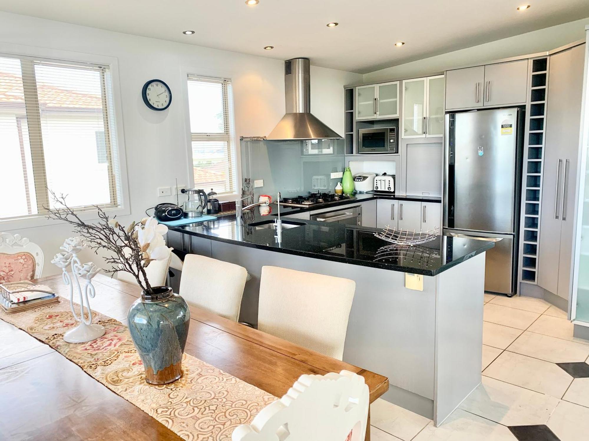 Amazing Seaview House Guest house Auckland
