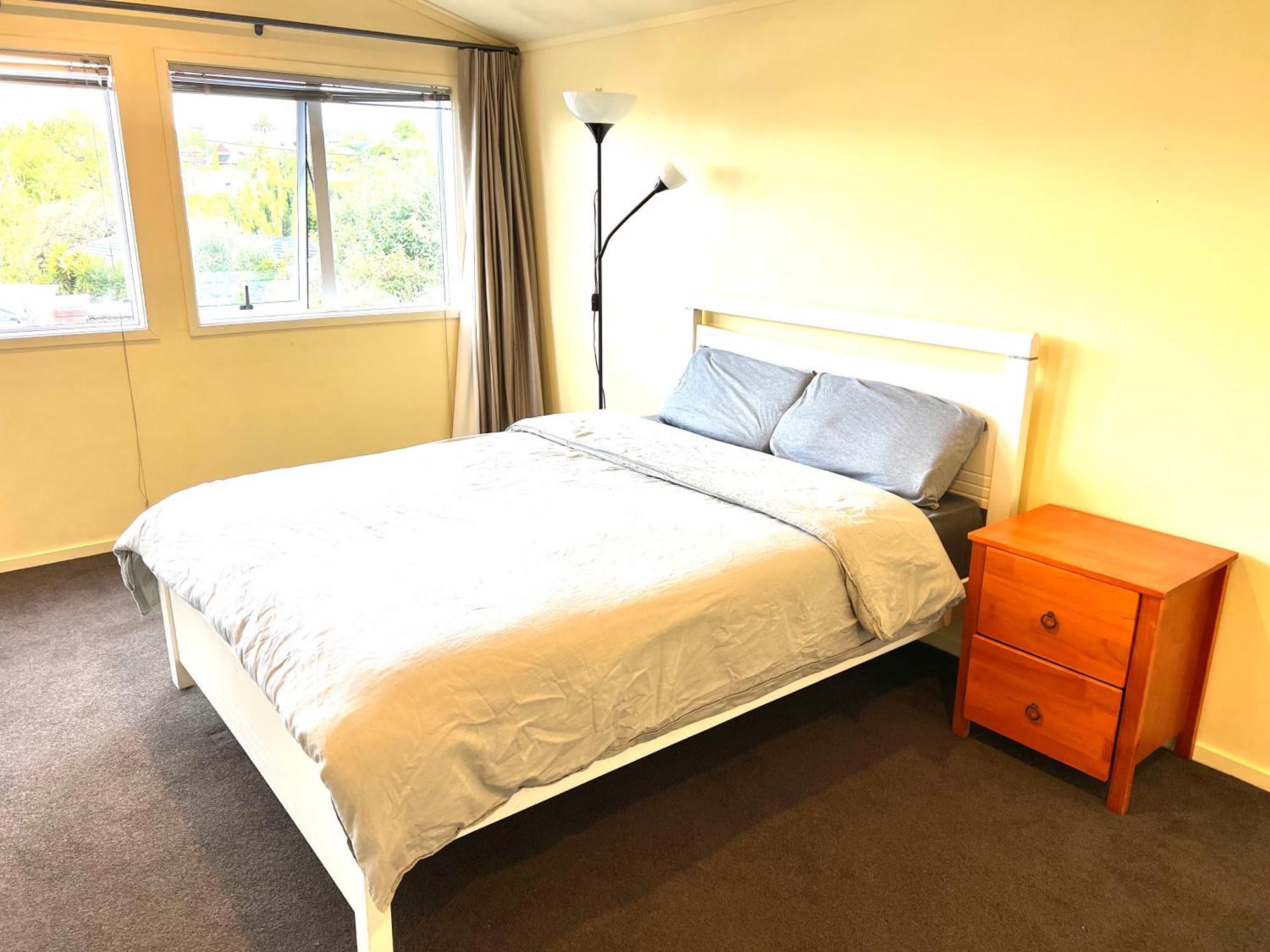 Cosy Retreat Near Mairangi Bay Guest house Auckland