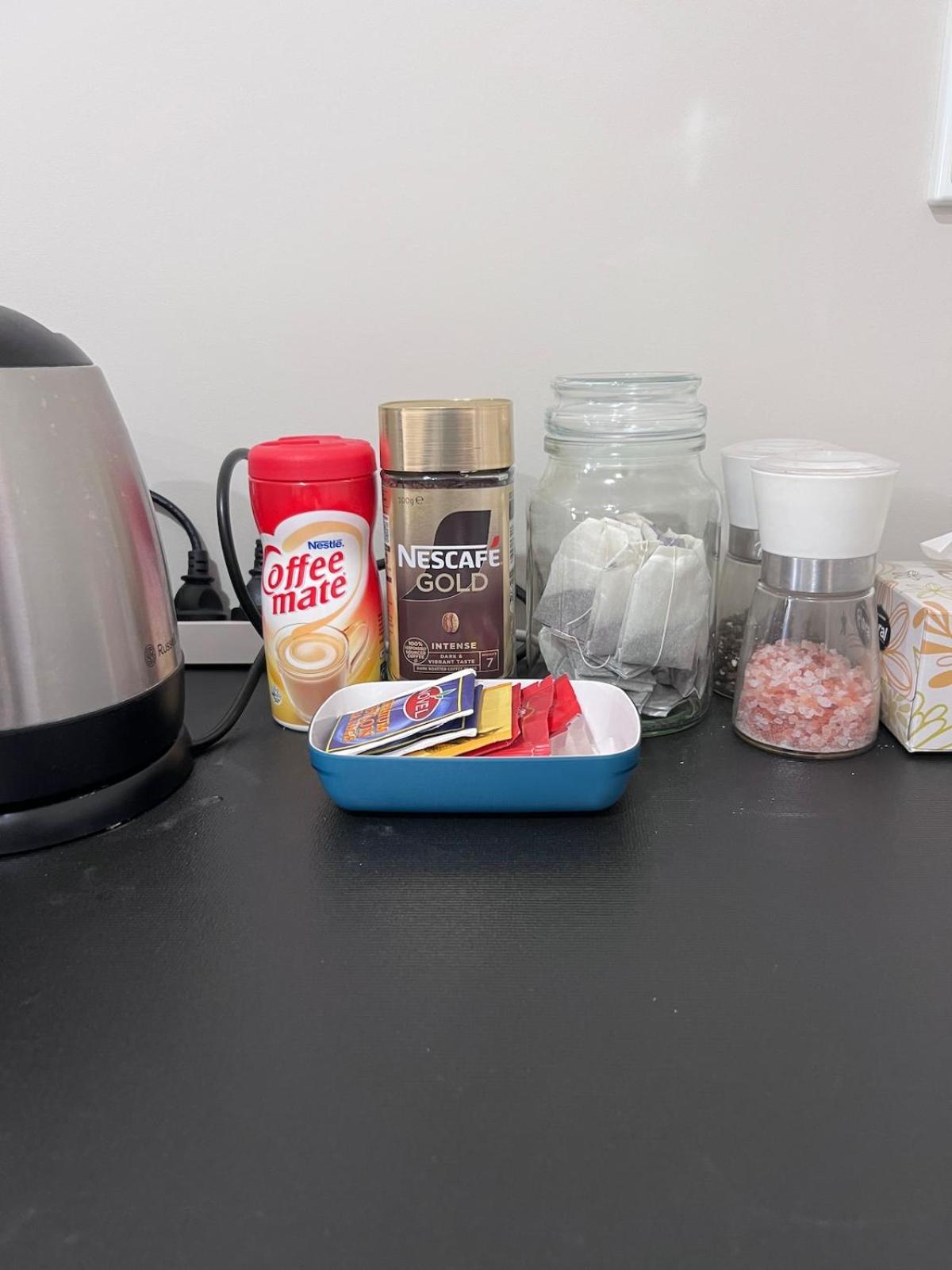 Cozy Ensuite With Amenities & Private Entrance Auckland