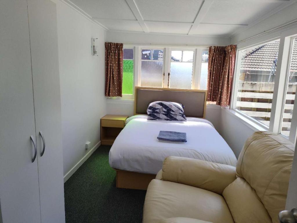 Holiday home 5 Bedroom House A With 13 Beds Including 6 Double Beds, 2 Single Beds, And 5 Sofa Beds