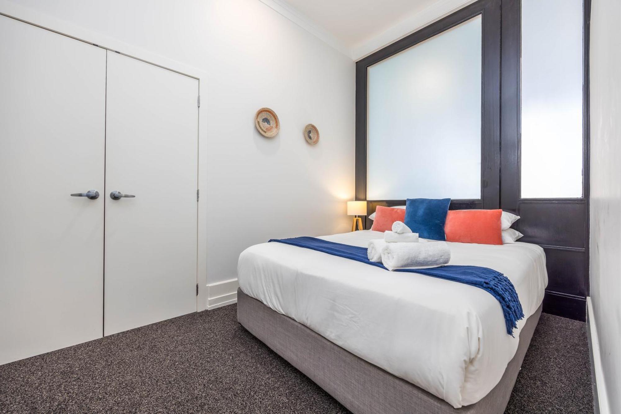 Luxury Heritage With Free Parking, Pools And Gyms Auckland