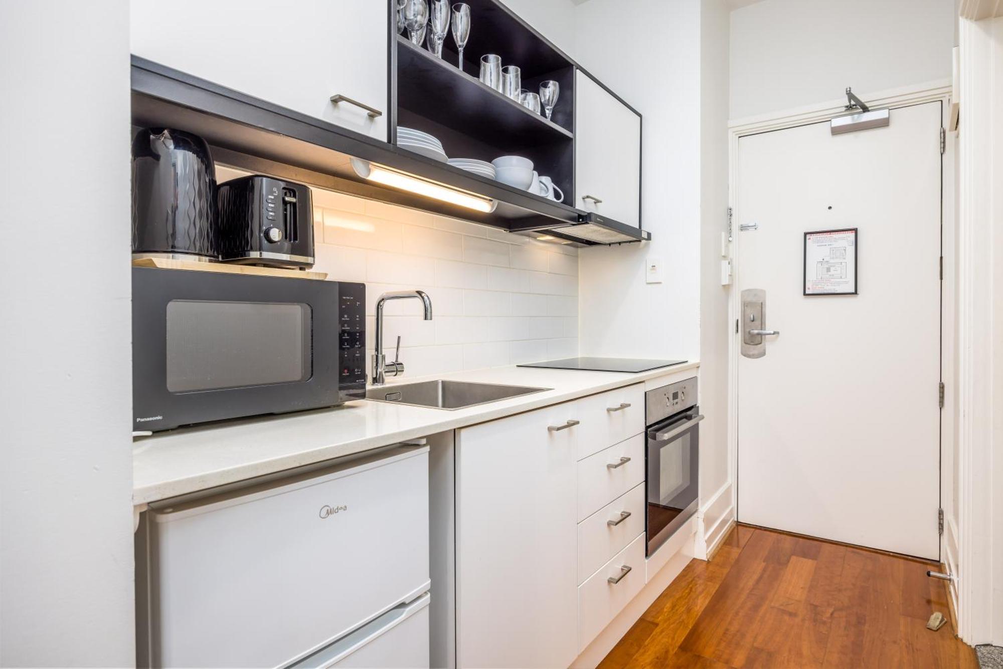 Luxury Heritage With Free Parking, Pools And Gyms Apartment Auckland