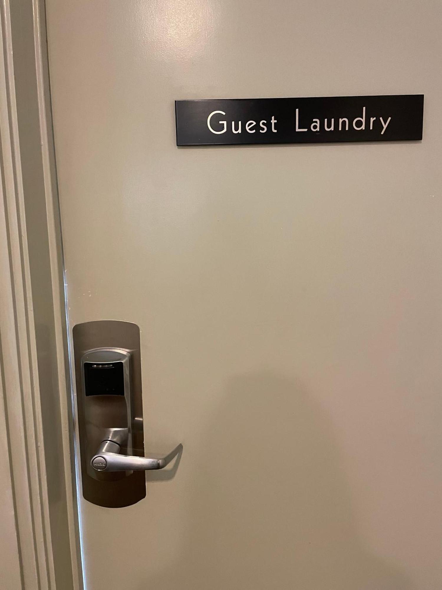 Luxury Heritage With Free Parking, Pools And Gyms Apartment