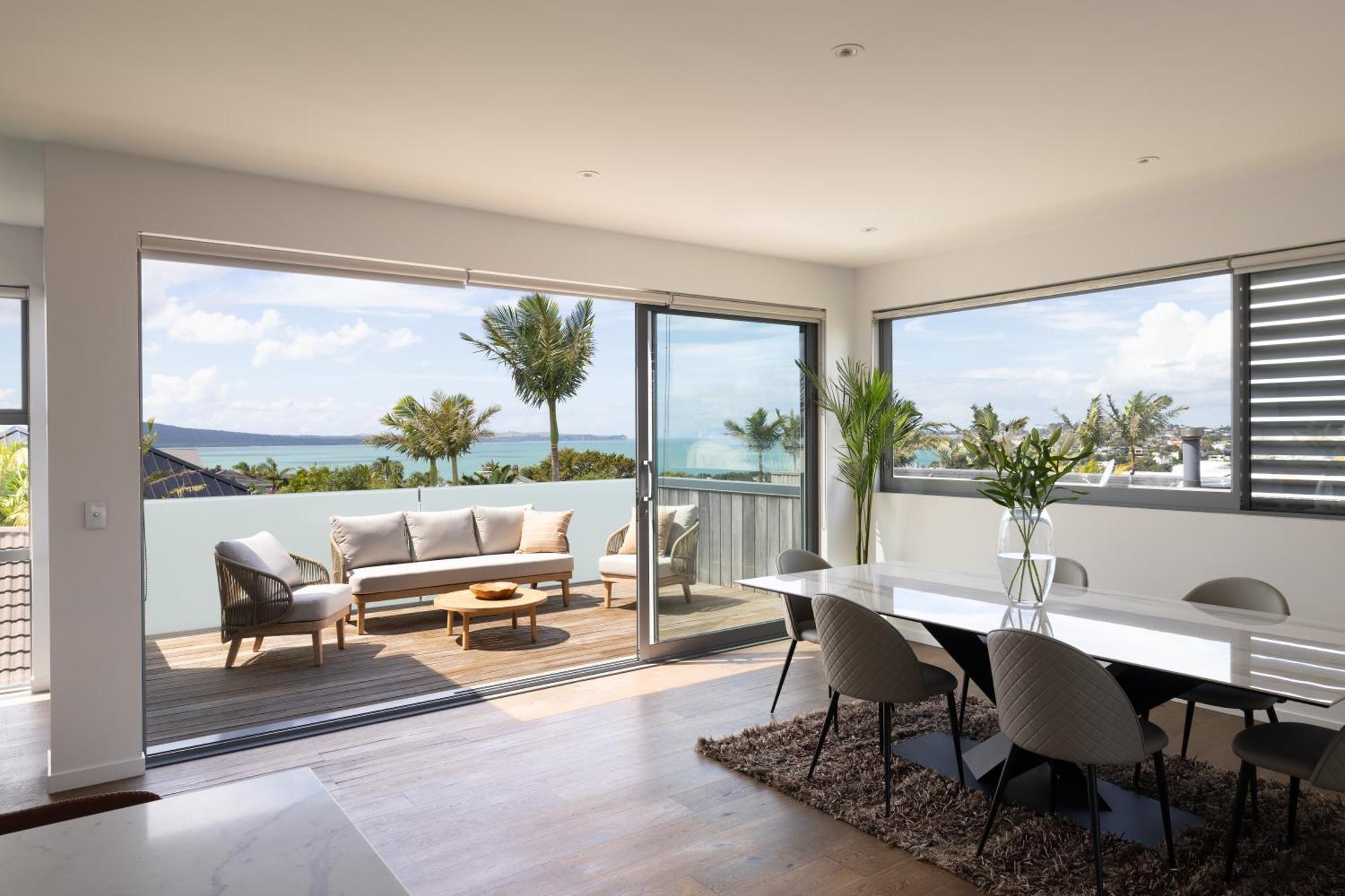 Bliss-modern Luxury At Kohimarama Villa Auckland