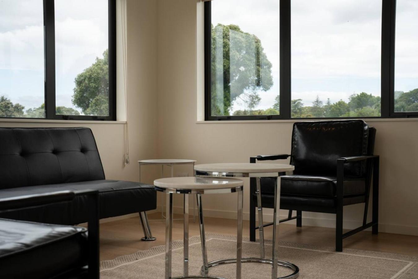 5 Brm Luxurious - Epsom *