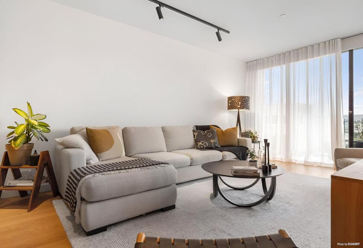 Apartment Upscale Abode In Prime Location - Free Parking