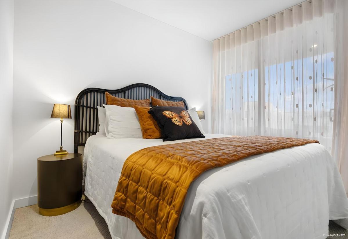 Upscale Abode In Prime Location - Free Parking Auckland