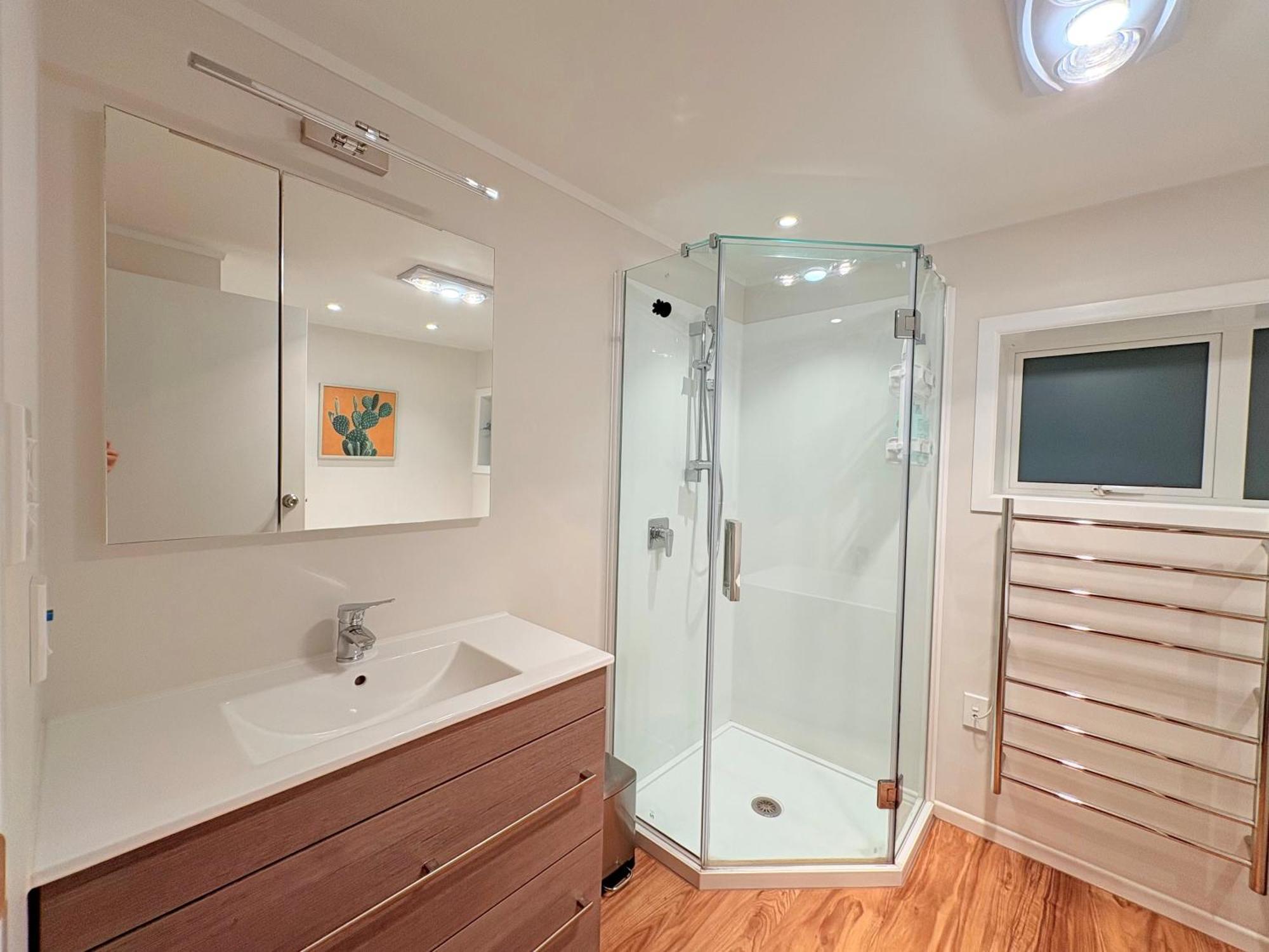 Guest house Spacious & Secluded Bush-view In Kohimarama *