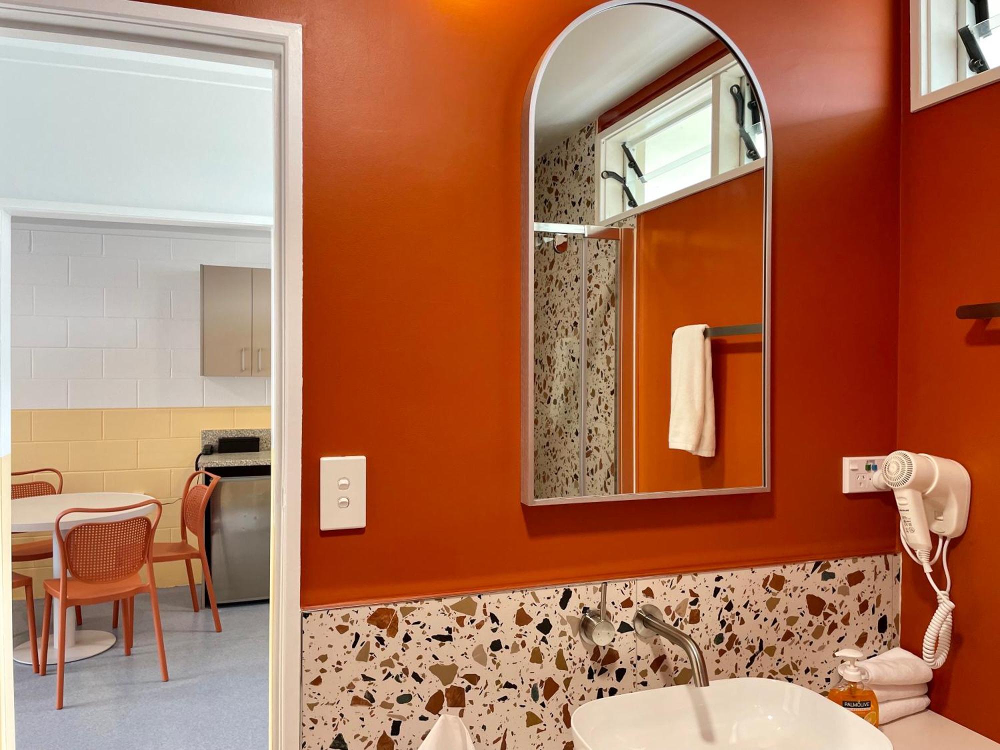 Motel Mount Eden 2*