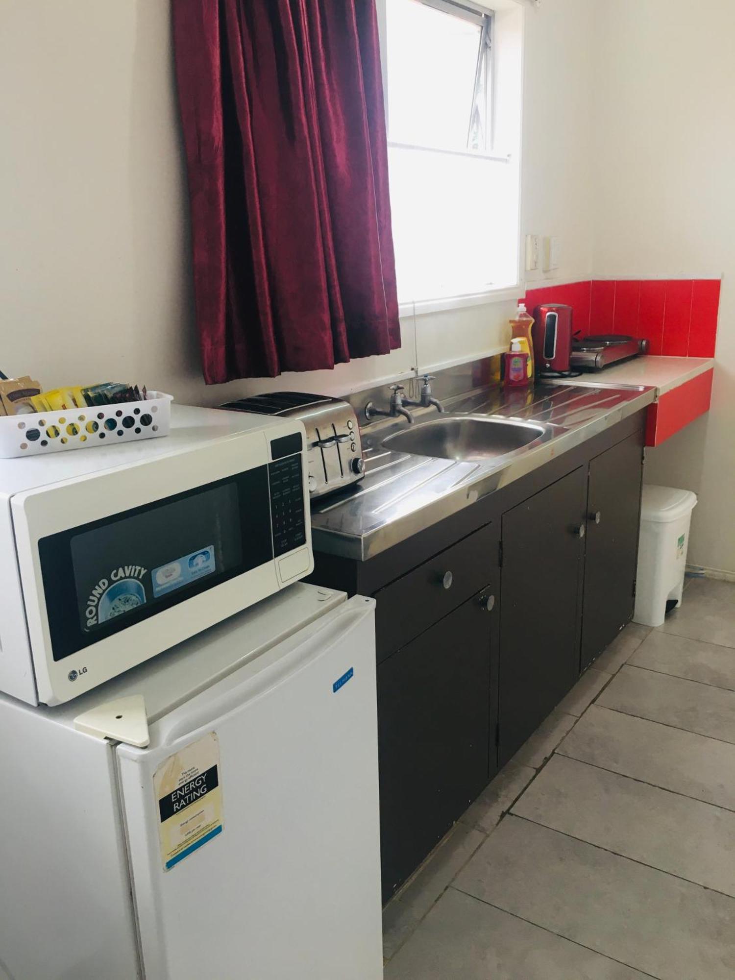 136 St George Motel 2*