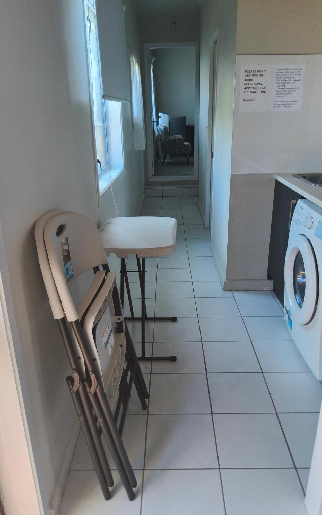Small Private Self-contained Unit Guest house Auckland