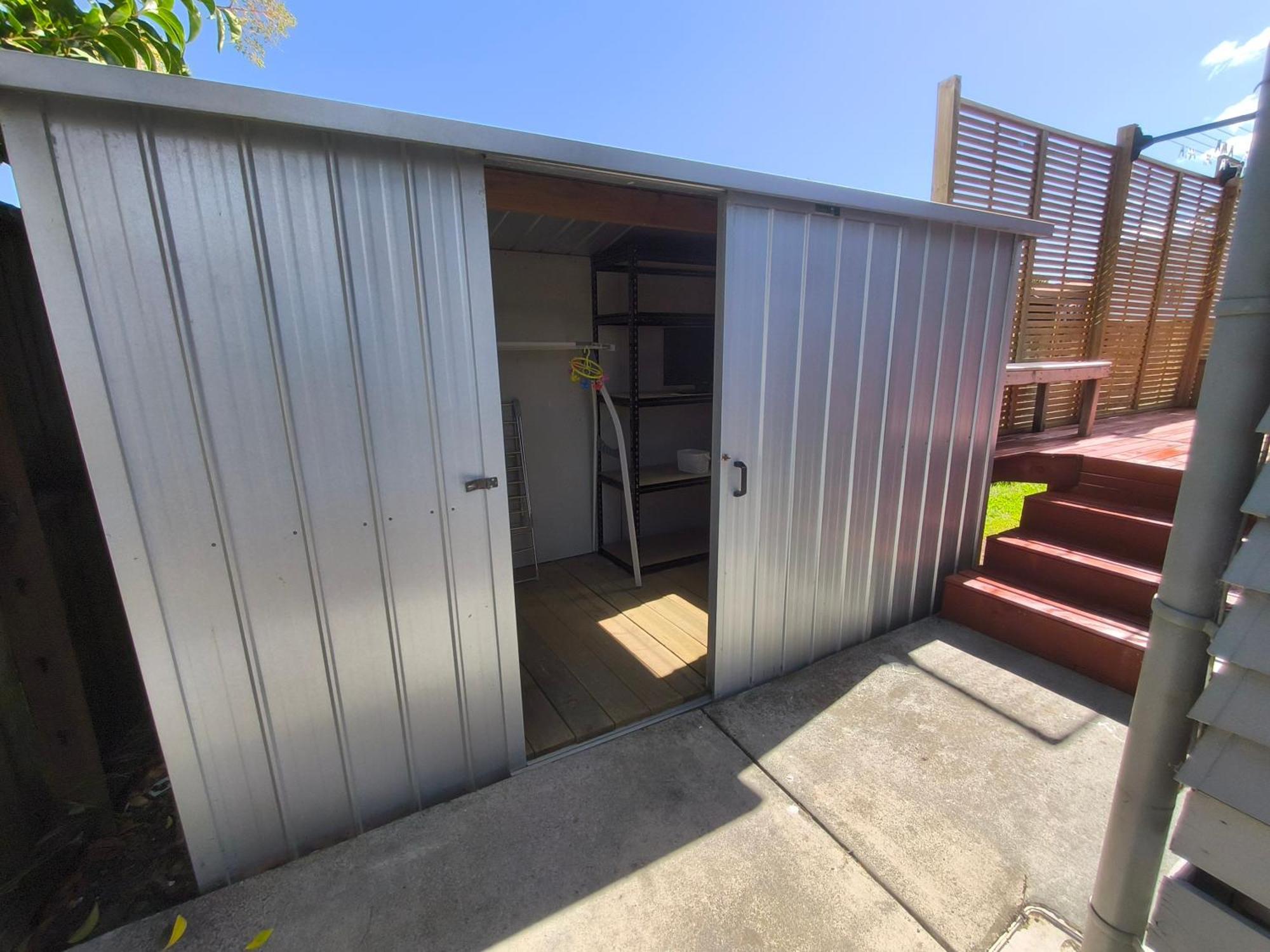Small Private Self-contained Unit Guest house Auckland