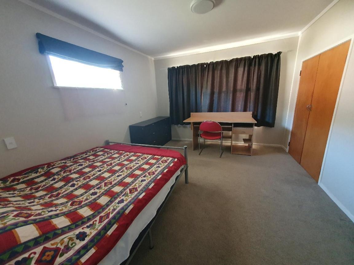 Lovely House In Great Location In *