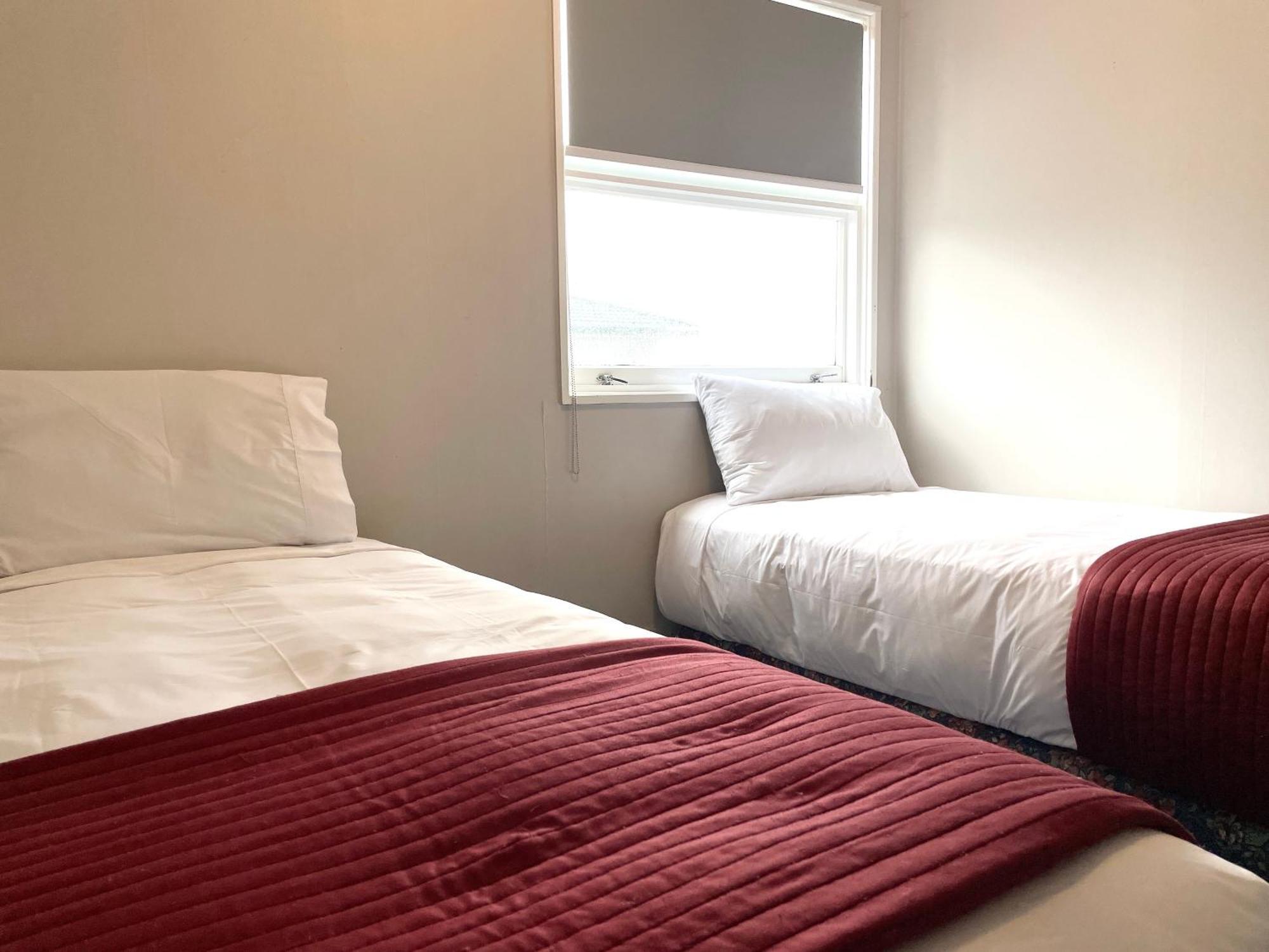Mount Eden Motel 2*