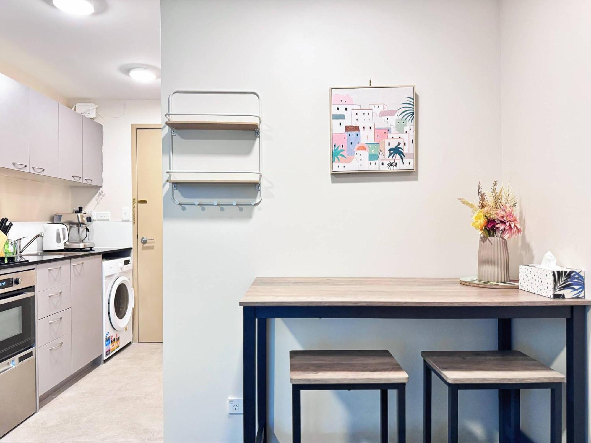 Apartment Retreat Chic 1brstudio Near Sky Tower