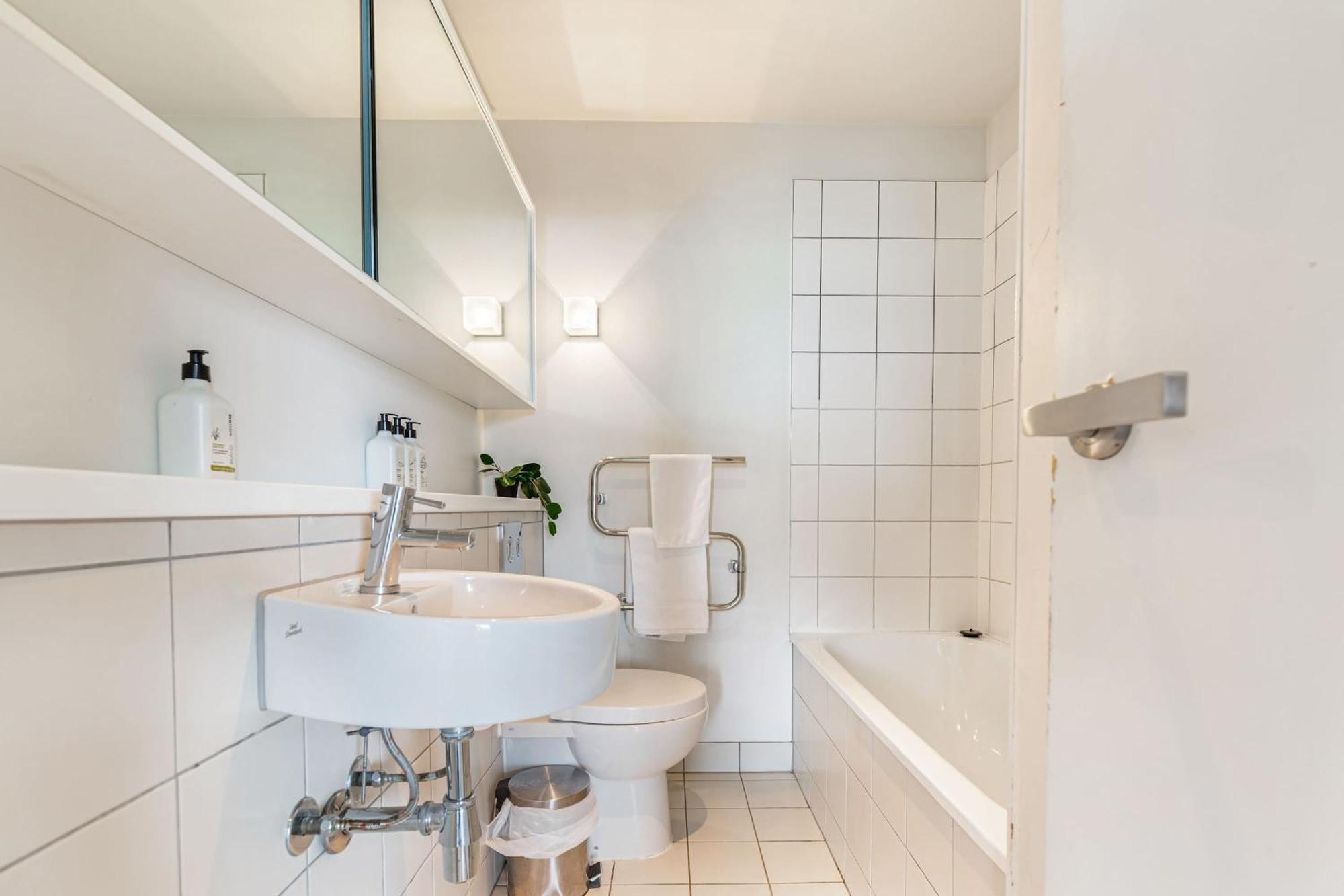 Luxury 2br In Cbd Pool, Gym, Prime Spot Auckland