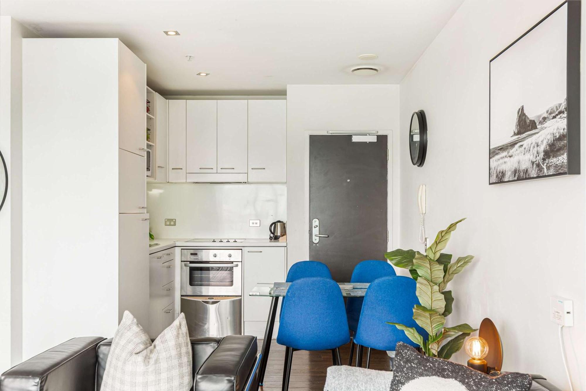 Luxury 2br In Cbd Pool, Gym, Prime Spot * Auckland