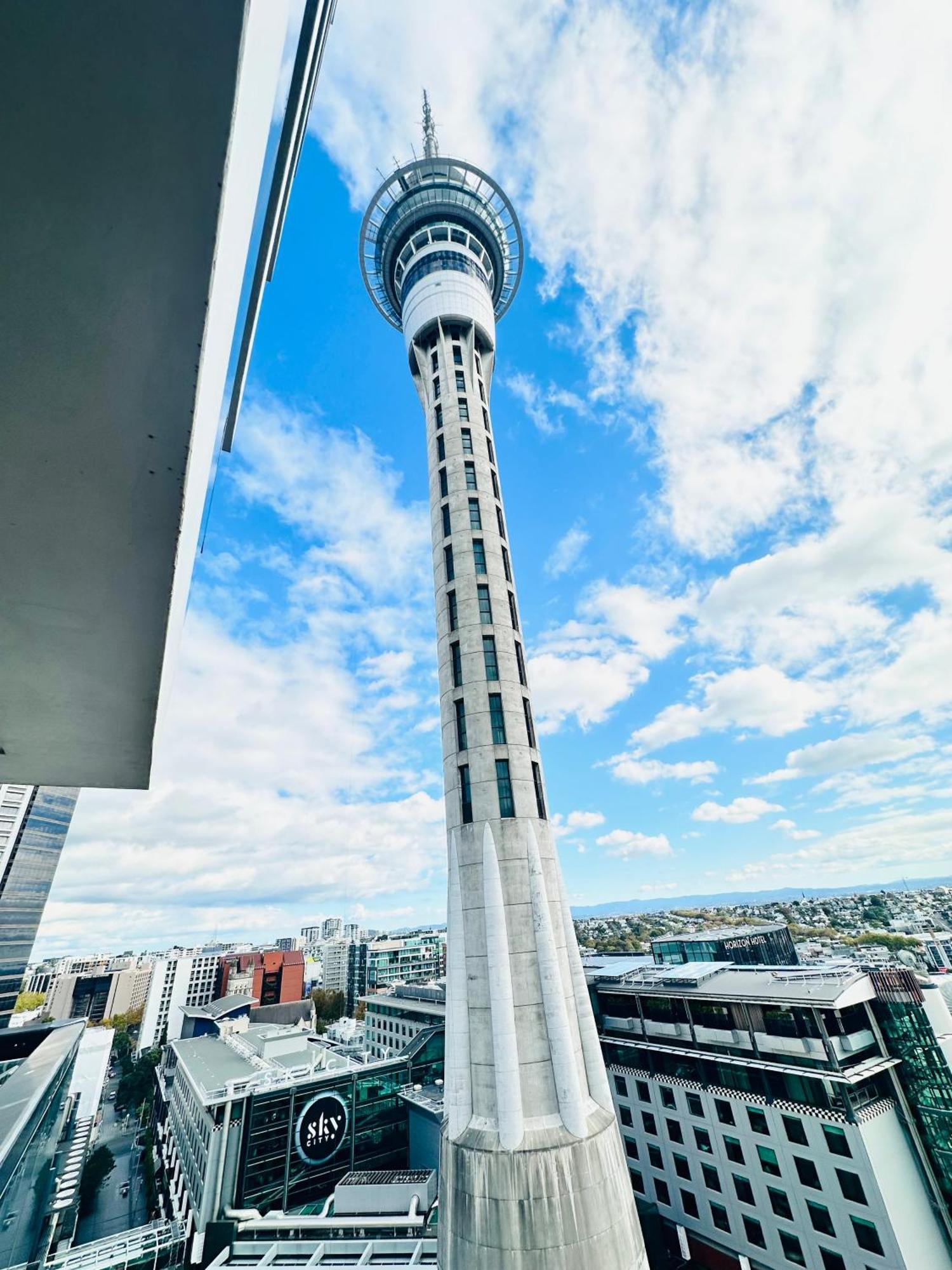 Apartamento Sky Tower Panorama Luxurious *
