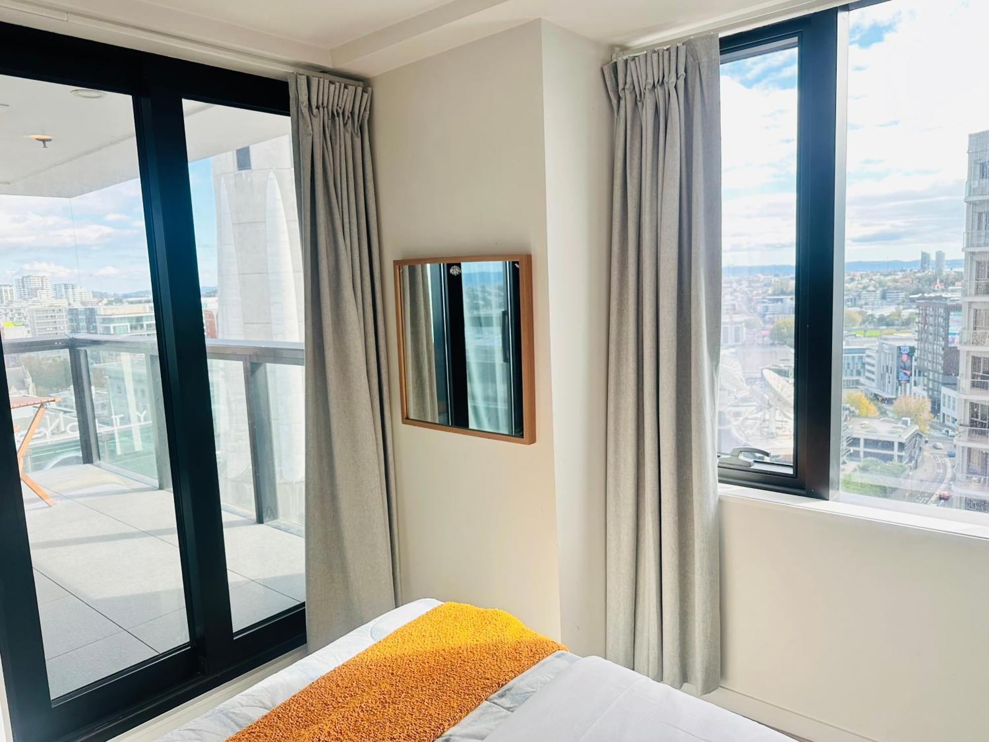 Sky Tower Panorama Luxurious Apartamento *