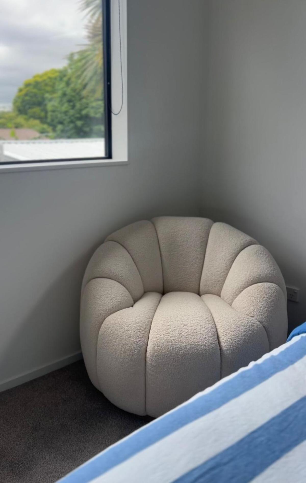 Spacious And Modern - 12 Minute Drive From Cbd! *