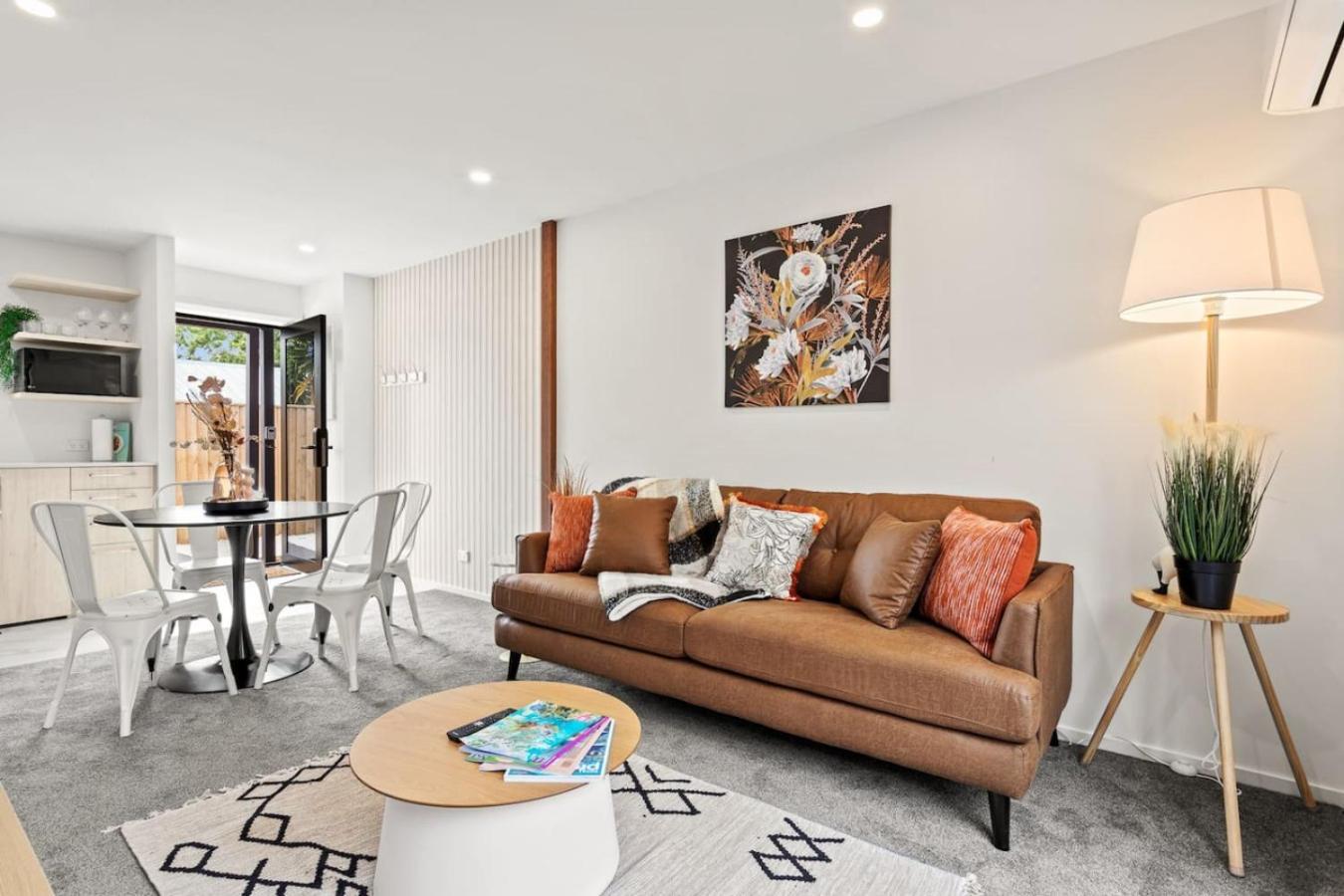 Suburban Hideaway In Henderson Holiday home *